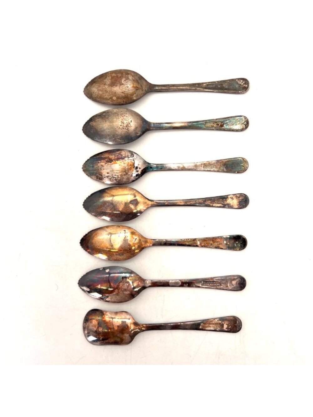 Vintage Silver-Plated Sheffield England Spoon Set In Box - 7 Pieces - Tarnished - Picture 2 of 7
